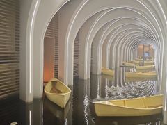 -涨巢·潮玩水疗局