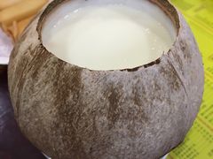 原盅椰子炖奶-民信老铺(华盖路店)