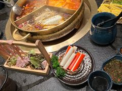 -湊湊火锅·茶憩(打浦桥日月光店)