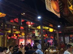 大堂-老凯俚酸汤鱼(鸿通城店)