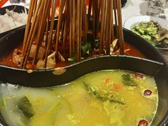 鸳鸯锅-钢管厂五区小郡肝串串香(南山店)