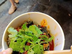 -黑色经典臭豆腐·湖南特产(步行街店)