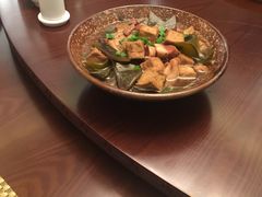 -东口码头·烧鸽子·鱼头泡饼·地方菜(金鹰悦城店)