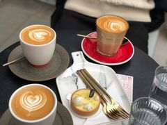 传统拿铁-UNI UNI(环亚凯瑟琳店)