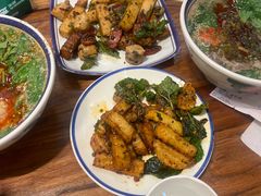 -云阿蛮云南生烫牛肉米线(奉贤路店)