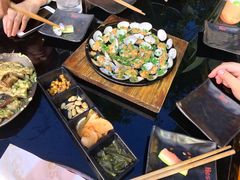 -何师烧烤·香辣蟹·川菜·30年老品牌(太古里旗舰店)