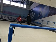 -零度滑雪室内训练中心(莘庄店)