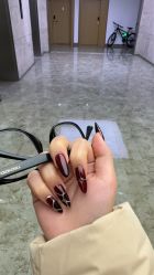 -UGIRL有个美甲