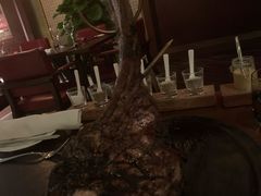 -恰餐厅及酒吧 CHAR Bar & Grill (北京丽都皇冠假日店)
