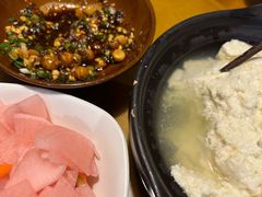 -重庆石磨豆花庄(乔庄店)