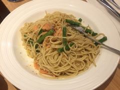 -必胜客(WOW中心城店)