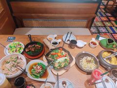 -云海肴·汽锅鸡·云南代表菜(天山百盛优客店)