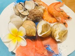 -亚龙湾希尔顿自助餐厅·海鲜·烧烤·沙滩BBQ·现场乐队