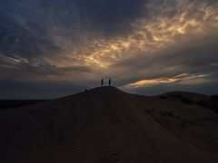 -亿利库布其七星湖沙漠生态旅游区