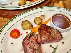 -Famous肥猫墨西哥音乐餐吧(五棵松华熙LIVE店)