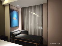 -珠海拱北富华里环宇城亚朵酒店