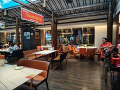 -阿瓦山寨·湘菜现炒·剁椒鱼头王(咸阳总店)