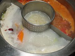 -佬土鹅肠火锅(解放路店)