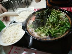 特色海鲜过桥米线-丽虹米线(青泥店)