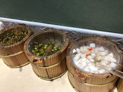 -丽丽三鲜螺蛳粉(田林路店)