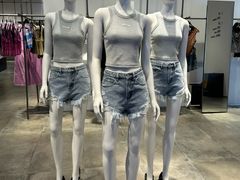 -URBAN REVIVO(富力海珠城店)