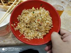 炒饭-江城燕子大排档(江汉路步行街店)