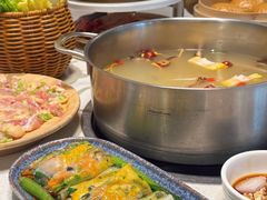 -煲王粤菜餐厅(中侨中心店)