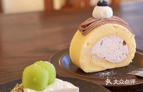 Mont Blanc Cream Chestnut Roll