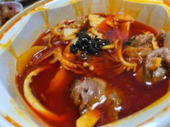 -成都你六姐·牛肉冒菜(信泰中心商场店)