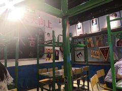 大堂-马路牙子地桌烤肉(工体店)