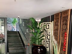 等位区-唐廊烤鸭店(工体店)