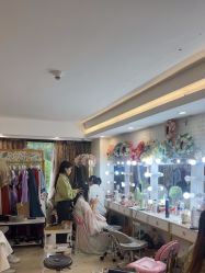 -汉唐记簪花汉服体验馆(西湖店)