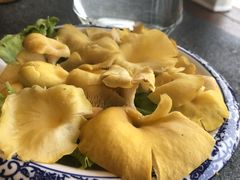 -大匠工房古船木艺术餐厅·猪肚鸡专门店(长白仙岛店)