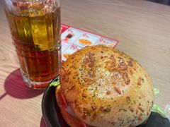 -必胜客(航洋国际店)