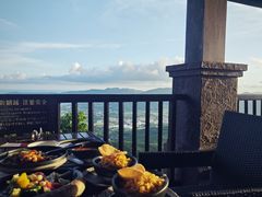泰餐厅的晚餐-三亚亚龙湾人间天堂鸟巢度假村