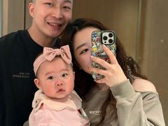 -深圳国际会展中心希尔顿酒店(前海华发冰雪世界店)