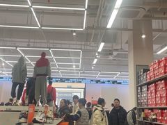 -NIKE上海青浦优选体验店