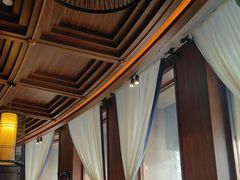 -八府香鸭·啫啫煲(华山路店)