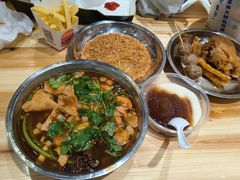 -柳州肥姨妈大骨螺蛳粉(曹路店)