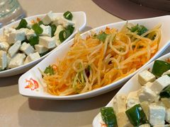 -王老六铁锅炖鱼(华阳路店)