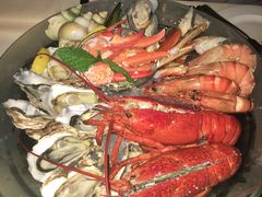 -澳门旅游塔360°旋转餐厅(南湾湖广场店)