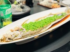 -忆江南·临江鱼馆