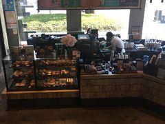-星巴克臻选(湖滨道店)
