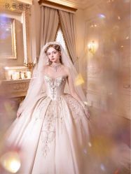 -欣薇婚纱(新源乐汇城店)