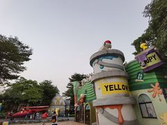 -史努比缤纷世界