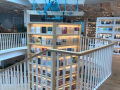 -猫的天空之城概念书店(北戴河蔚蓝海岸店)