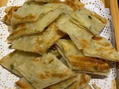 葱油饼-爱妻鱼•老体北重庆水煮鱼•川菜(白云路店)