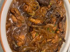 小鸡炖蘑菇-黄家饺子东北特色菜馆(湖滨商业街店)