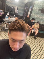 -海文先生国潮烫染男士理发馆