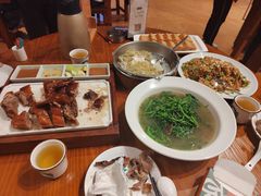 -凤阁楼果木烧鹅(鹤山陈山店)